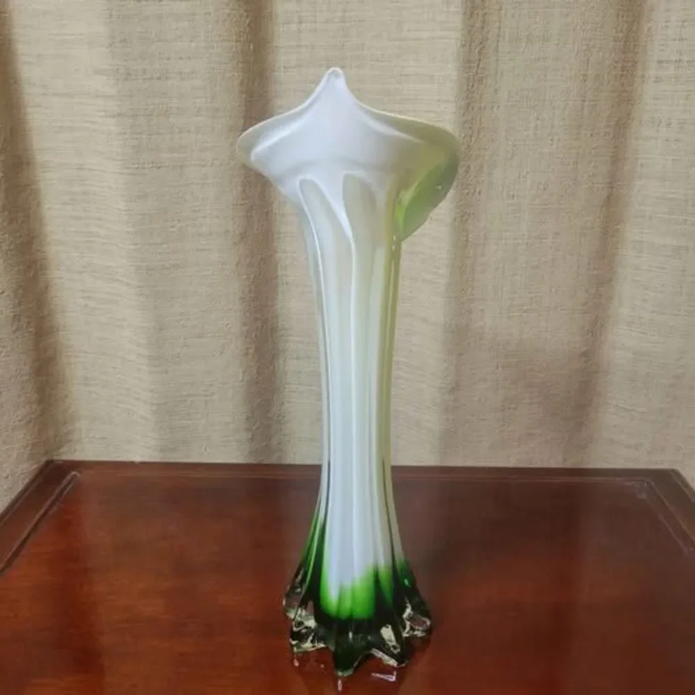 Jack in the Pulpit Calla Lilly Art Glass Vase
